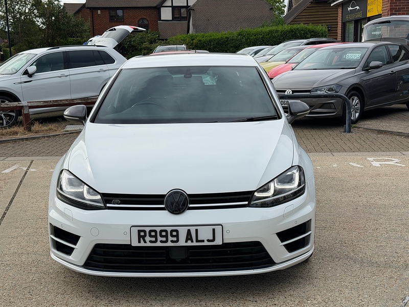 Volkswagen Golf 2.0 TSI BlueMotion Tech R Hatchback 5dr Petrol Manual 4Motion Euro 6 (s/s) (300 ps) - U10004428