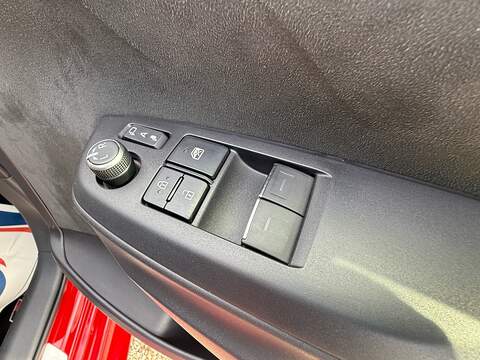 Toyota Yaris 1.6T GR Circuit Hatchback 3dr Petrol Manual AWD Euro 6 (261 ps) - U10004432