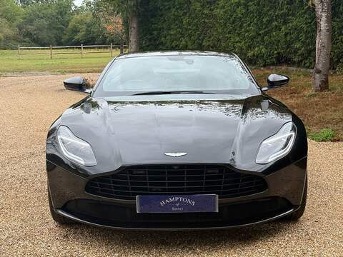 Aston Martin DB11 4.0 V8 Coupe 2dr Petrol Auto Euro 6 (s/s) (510 ps) - U10004434