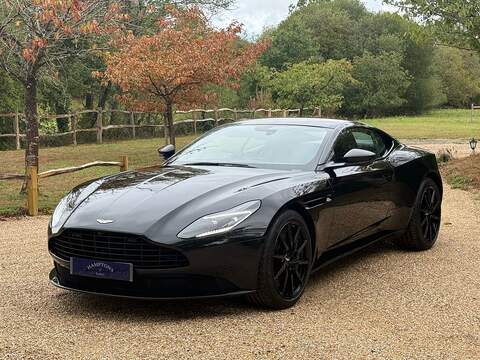 Aston Martin DB11 4.0 V8 Coupe 2dr Petrol Auto Euro 6 (s/s) (510 ps) - U10004434