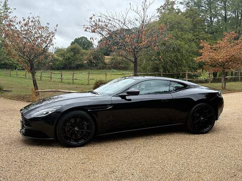 Aston Martin DB11 4.0 V8 Coupe 2dr Petrol Auto Euro 6 (s/s) (510 ps) - U10004434