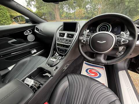 Aston Martin DB11 4.0 V8 Coupe 2dr Petrol Auto Euro 6 (s/s) (510 ps) - U10004434