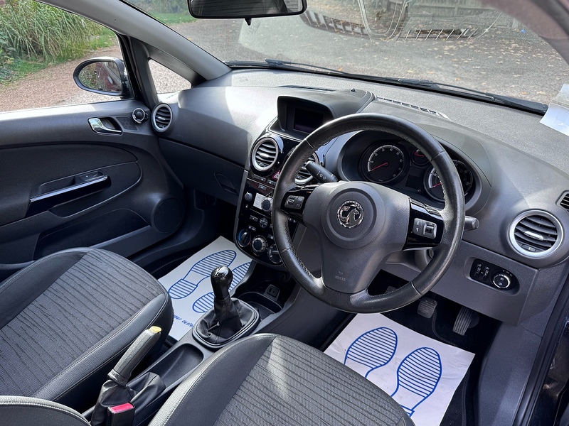 Vauxhall Corsa 1.4 16V Excite Hatchback 5dr Petrol Manual Euro 5 (A/C) (100 ps) - U10004444