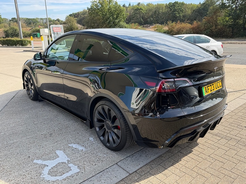 Tesla Model Y (Dual Motor) Performance SUV 5dr Electric Auto 4WDE (426 bhp) - U10004446