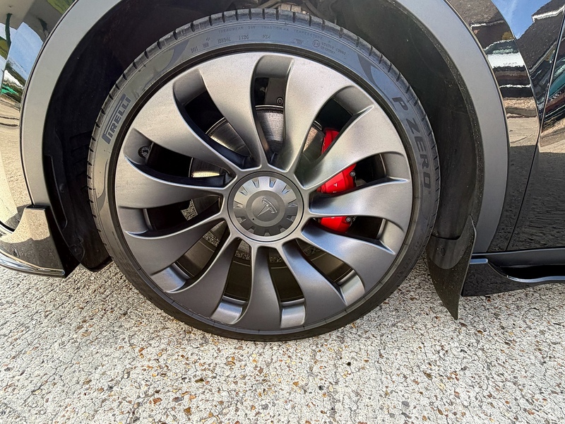 Tesla Model Y (Dual Motor) Performance SUV 5dr Electric Auto 4WDE (426 bhp) - U10004446