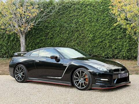 Nissan GT-R 3.8 V6 Recaro Coupe 2dr Petrol Auto 4WD Euro 6 (550 ps) - U10004448