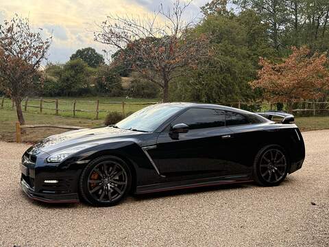 Nissan GT-R 3.8 V6 Recaro Coupe 2dr Petrol Auto 4WD Euro 6 (550 ps) - U10004448