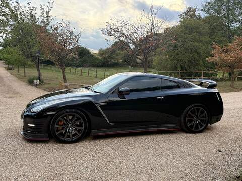 Nissan GT-R 3.8 V6 Recaro Coupe 2dr Petrol Auto 4WD Euro 6 (550 ps) - U10004448