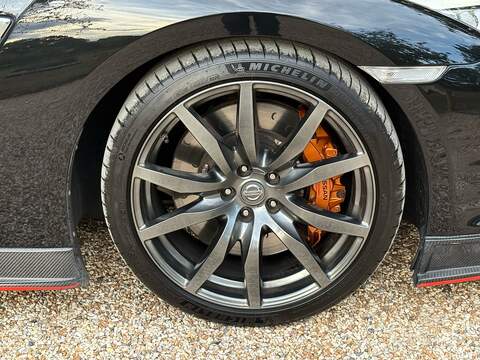 Nissan GT-R 3.8 V6 Recaro Coupe 2dr Petrol Auto 4WD Euro 6 (550 ps) - U10004448