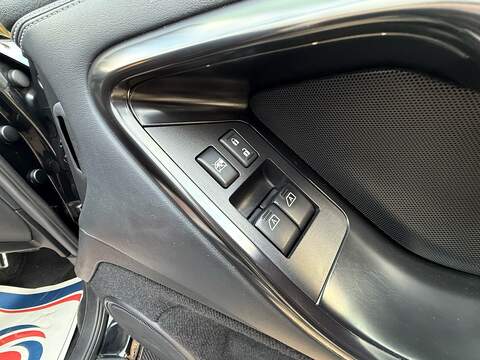 Nissan GT-R 3.8 V6 Recaro Coupe 2dr Petrol Auto 4WD Euro 6 (550 ps) - U10004448
