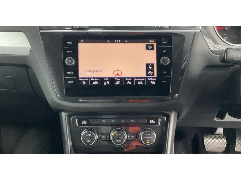 Volkswagen Tiguan 1.5 TSI EVO Match SUV 5dr Petrol DSG Euro 6 (s/s) (150 ps) - U10004451