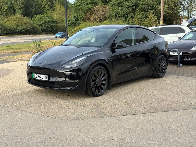 Tesla Model Y (Dual Motor) Performance SUV 5dr Electric Auto 4WDE (426 bhp) - U10004471