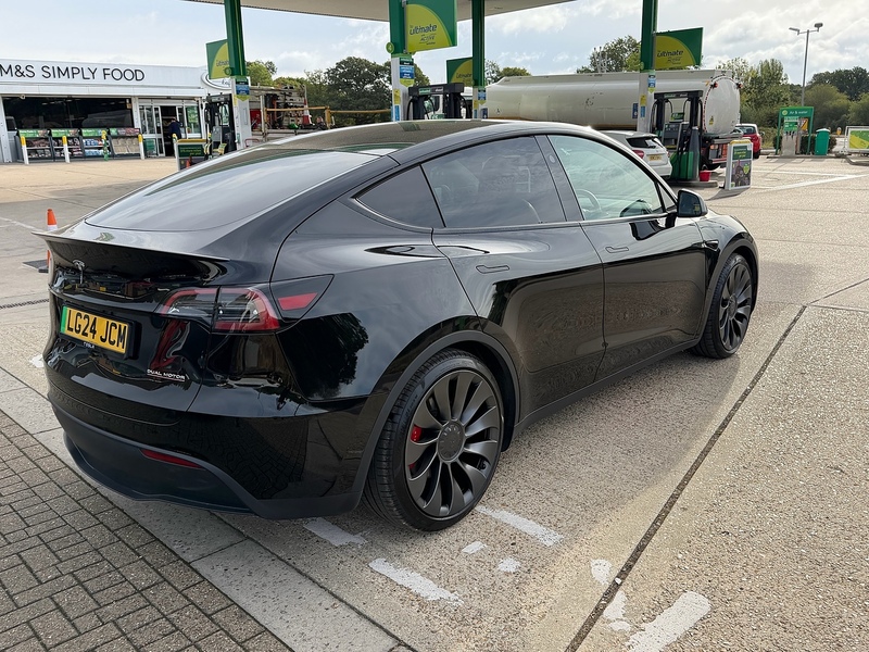 Tesla Model Y (Dual Motor) Performance SUV 5dr Electric Auto 4WDE (426 bhp) - U10004471