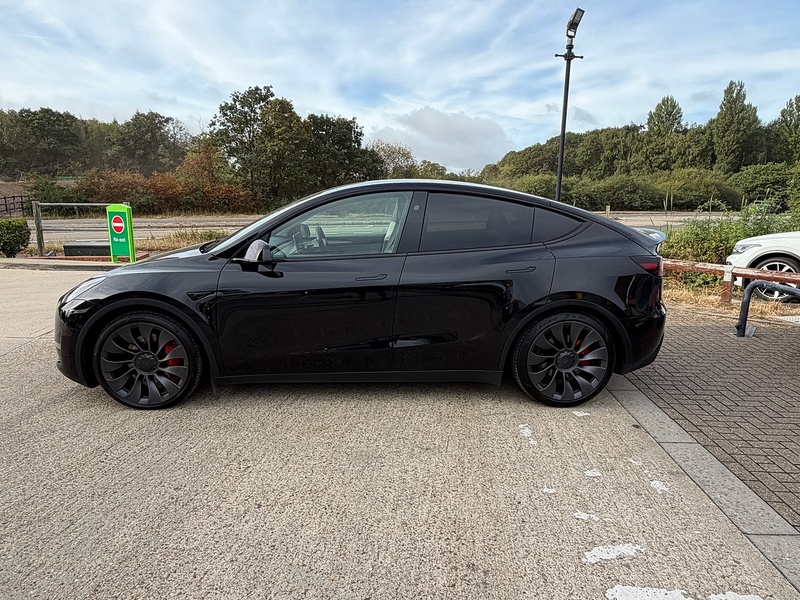 Tesla Model Y (Dual Motor) Performance SUV 5dr Electric Auto 4WDE (426 bhp) - U10004471