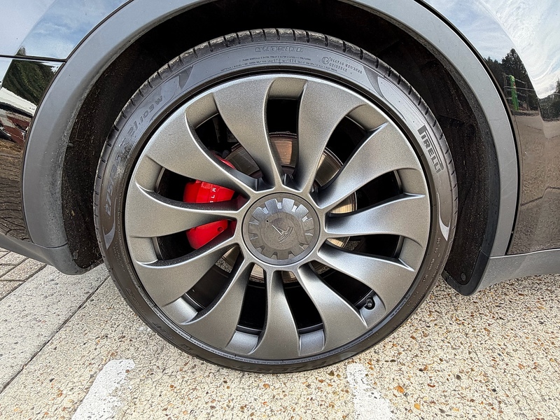 Tesla Model Y (Dual Motor) Performance SUV 5dr Electric Auto 4WDE (426 bhp) - U10004471