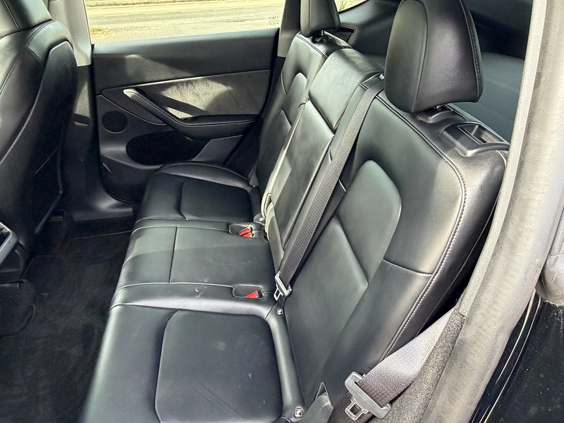 Tesla Model Y (Dual Motor) Performance SUV 5dr Electric Auto 4WDE (426 bhp) - U10004471