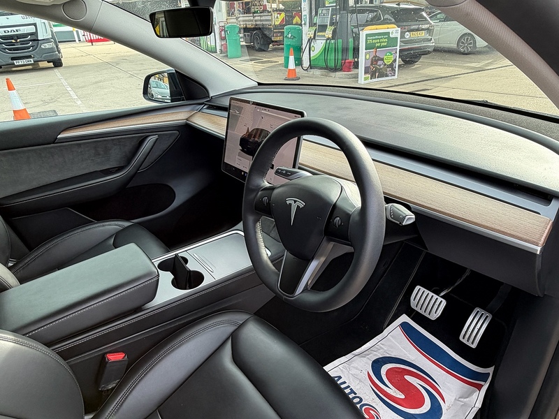 Tesla Model Y (Dual Motor) Performance SUV 5dr Electric Auto 4WDE (426 bhp) - U10004471