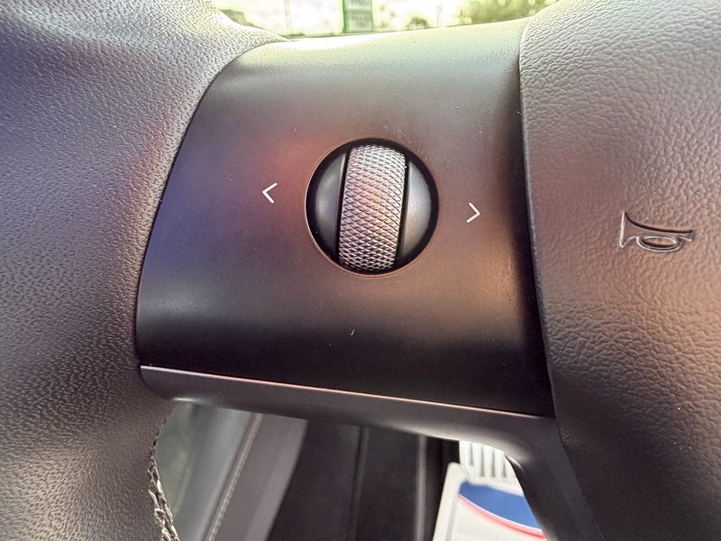Tesla Model Y (Dual Motor) Performance SUV 5dr Electric Auto 4WDE (426 bhp) - U10004471