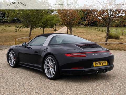 Porsche 911 3.0T 991 4S Targa 2dr Petrol PDK 4WD Euro 6 (s/s) (420 ps) - U10004472