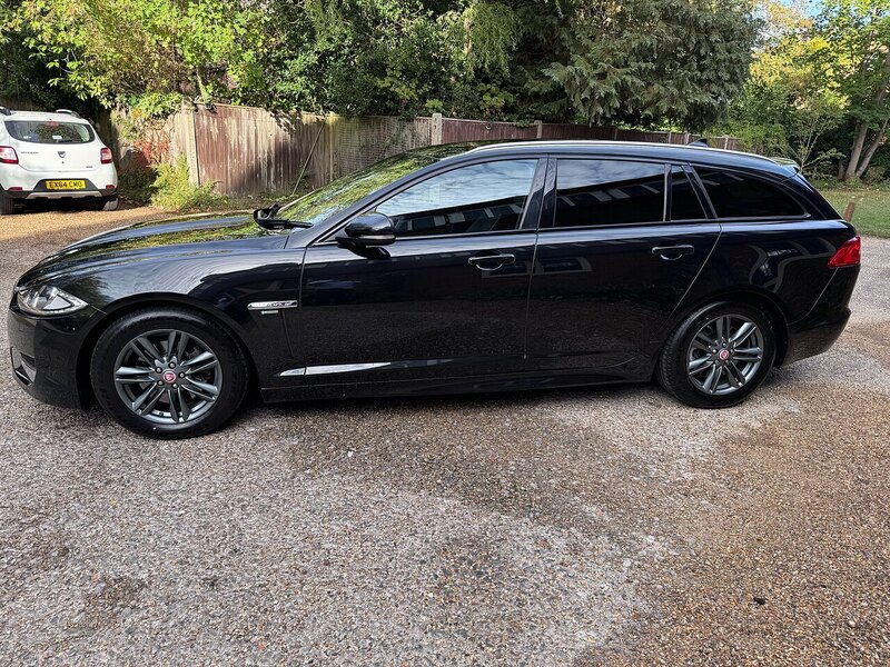 Jaguar XF 2.2d R-Sport Sportbrake Auto Euro 5 (s/s) 5dr - U10004485