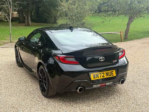 Toyota GR86 2.4 Boxer D-4S Coupe 2dr Petrol Manual Euro 6 (234 ps) - U10004487