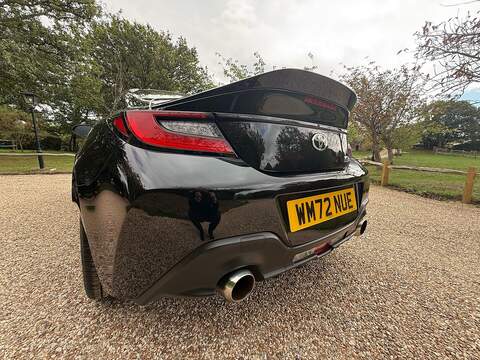 Toyota GR86 2.4 Boxer D-4S Coupe 2dr Petrol Manual Euro 6 (234 ps) - U10004487