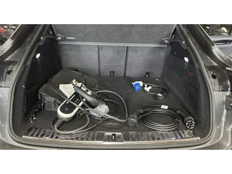Porsche Cayenne 3.0 V6 E-Hybrid 17.9kWh Coupe 5dr Petrol Plug-in Hybrid TiptronicS 4WD Euro 6 (s/s) (3.6kW Charger) - U10004488