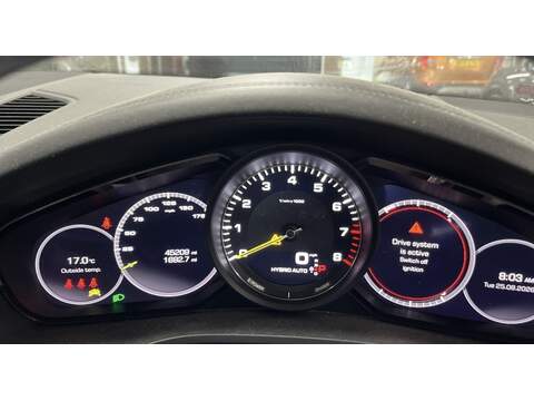 Porsche Cayenne 3.0 V6 E-Hybrid 17.9kWh Coupe 5dr Petrol Plug-in Hybrid TiptronicS 4WD Euro 6 (s/s) (3.6kW Charger) - U10004488