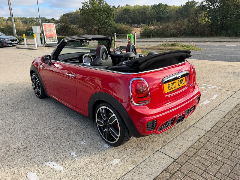 MINI Convertible 2.0 John Cooper Works Convertible 2dr Petrol Auto Euro 6 (s/s) (231 ps) - U10004498