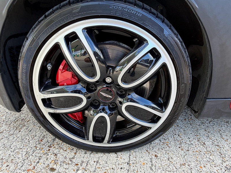 MINI Convertible 2.0 John Cooper Works Convertible 2dr Petrol Auto Euro 6 (s/s) (231 ps) - U10004498