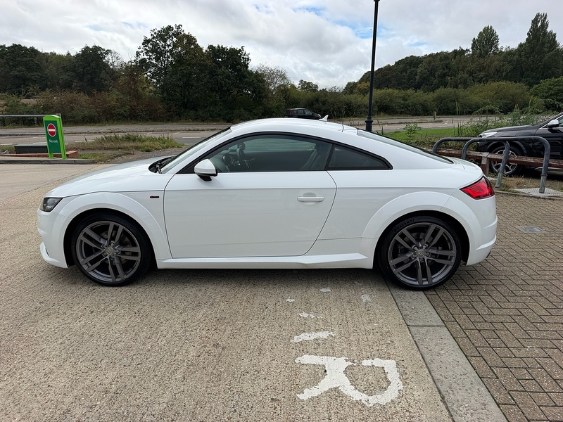 Audi TT 2.0 TFSI S line Coupe 3dr Petrol Manual Euro 6 (s/s) (230 ps) - U10004500