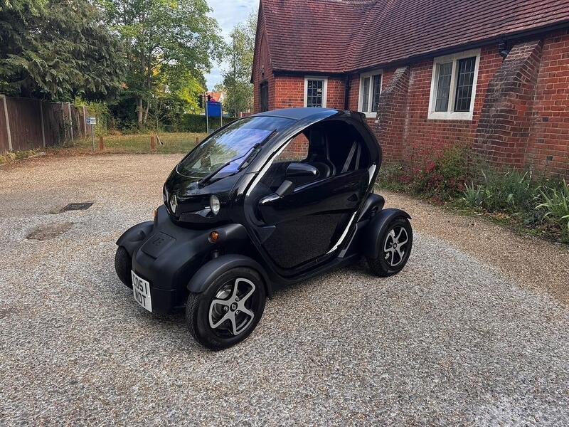 Renault Twizy Dynamique Coupe Electric Auto (18 ps) - U10004501