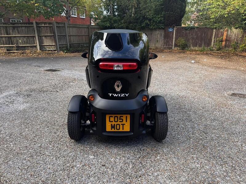 Renault Twizy Dynamique Coupe Electric Auto (18 ps) - U10004501