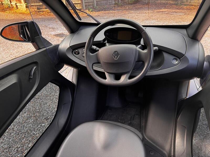 Renault Twizy Dynamique Coupe Electric Auto (18 ps) - U10004501