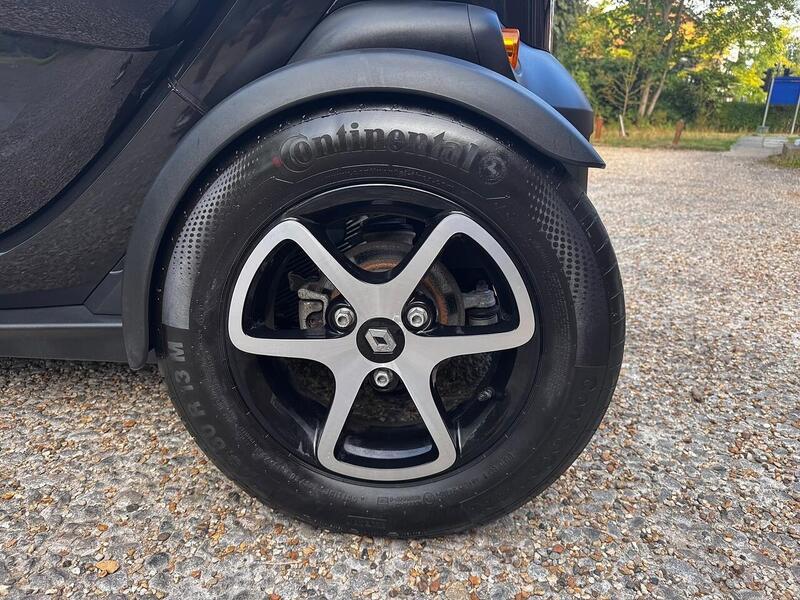 Renault Twizy Dynamique Coupe Electric Auto (18 ps) - U10004501