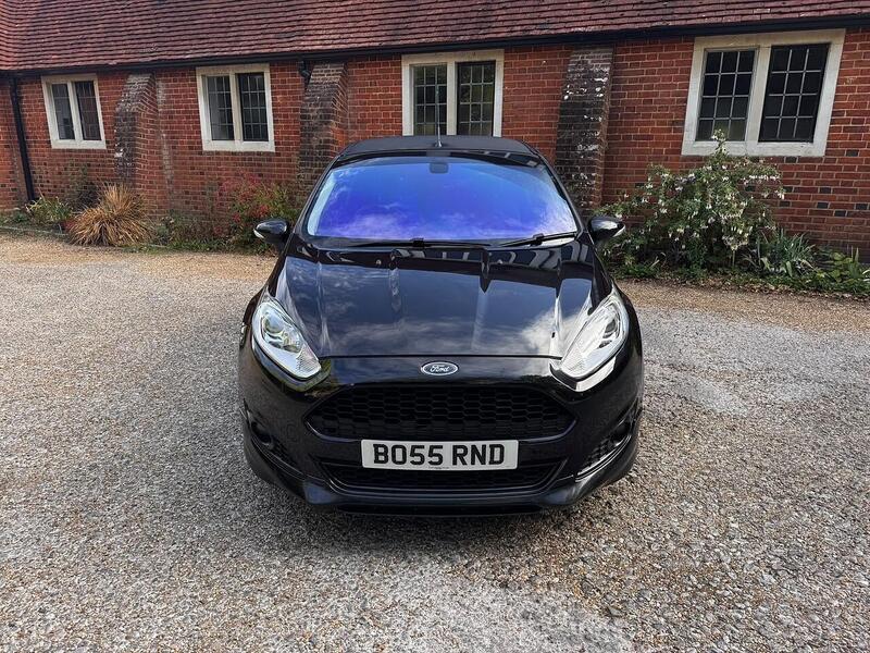 Ford Fiesta Van 1.6 TDCi Sport Panel Van 3dr Diesel Manual (94 bhp) - U10004502