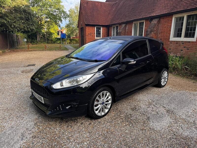 Ford Fiesta Van 1.6 TDCi Sport Panel Van 3dr Diesel Manual (94 bhp) - U10004502
