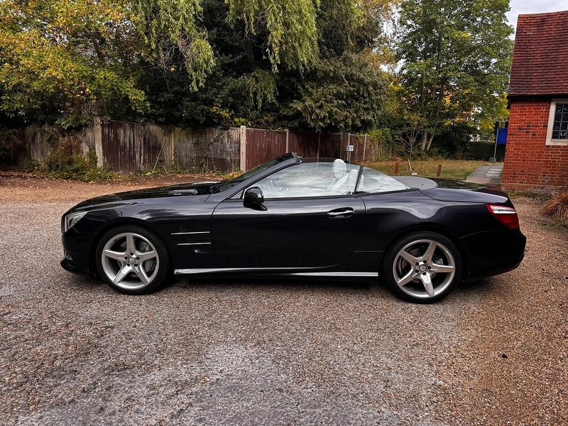 Mercedes-Benz SL 3.5 SL350 V6 BlueEfficiency Convertible 2dr Petrol G-Tronic Euro 5 (s/s) (306 ps) - U10004507