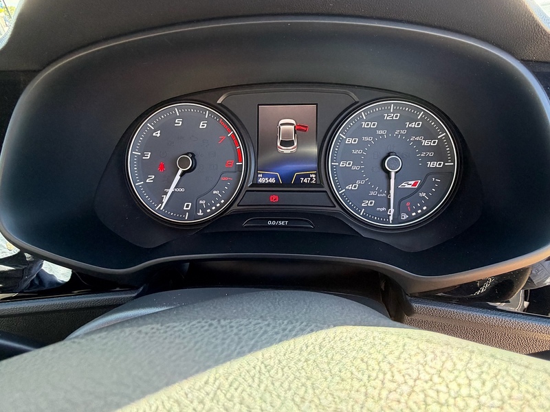 SEAT Leon 2.0 TSI Cupra 300 Sport Coupe 3dr Petrol Manual Euro 6 (s/s) (300 ps) - U10004508