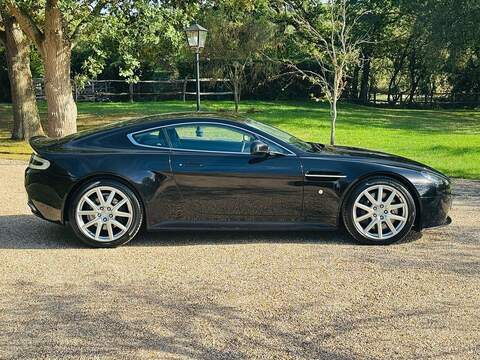 Aston Martin Vantage 4.7 V8 S Coupe 2dr Petrol Sportshift Euro 5 (430 bhp) - U10004518