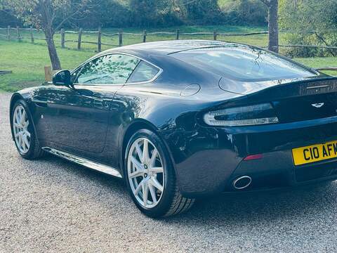 Aston Martin Vantage 4.7 V8 S Coupe 2dr Petrol Sportshift Euro 5 (430 bhp) - U10004518