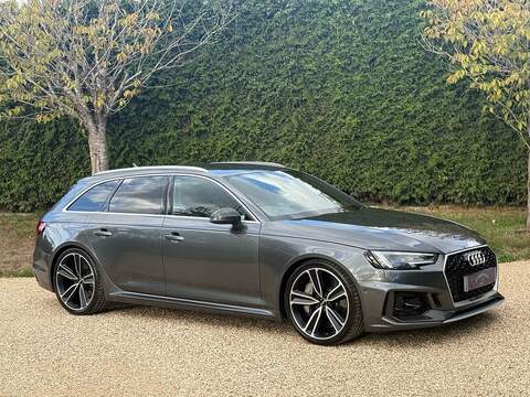 Audi RS4 Avant 2.9 TFSI V6 Carbon Edition Estate 5dr Petrol Tiptronic quattro Euro 6 (s/s) (450 ps) - U10004519