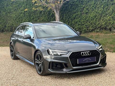 Audi RS4 Avant 2.9 TFSI V6 Carbon Edition Estate 5dr Petrol Tiptronic quattro Euro 6 (s/s) (450 ps) - U10004519