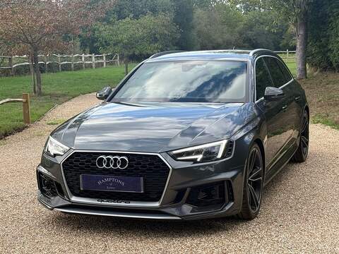 Audi RS4 Avant 2.9 TFSI V6 Carbon Edition Estate 5dr Petrol Tiptronic quattro Euro 6 (s/s) (450 ps) - U10004519