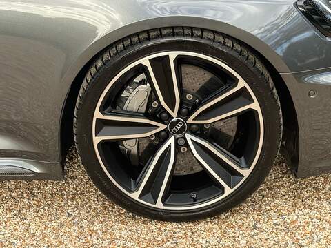 Audi RS4 Avant 2.9 TFSI V6 Carbon Edition Estate 5dr Petrol Tiptronic quattro Euro 6 (s/s) (450 ps) - U10004519