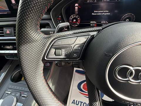 Audi RS4 Avant 2.9 TFSI V6 Carbon Edition Estate 5dr Petrol Tiptronic quattro Euro 6 (s/s) (450 ps) - U10004519