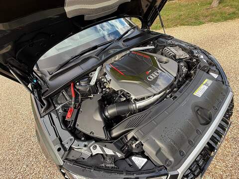 Audi RS4 Avant 2.9 TFSI V6 Carbon Edition Estate 5dr Petrol Tiptronic quattro Euro 6 (s/s) (450 ps) - U10004519