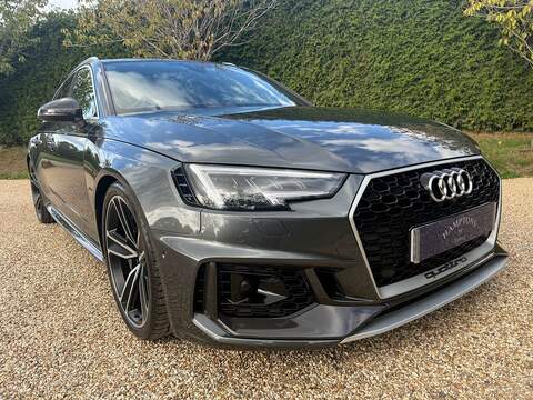 Audi RS4 Avant 2.9 TFSI V6 Carbon Edition Estate 5dr Petrol Tiptronic quattro Euro 6 (s/s) (450 ps) - U10004519