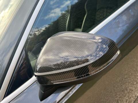 Audi RS4 Avant 2.9 TFSI V6 Carbon Edition Estate 5dr Petrol Tiptronic quattro Euro 6 (s/s) (450 ps) - U10004519