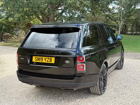 Land Rover Range Rover 3.0 SD V6 Autobiography SUV 5dr Diesel Auto 4WD Euro 6 (s/s) (275 ps) - U10004522